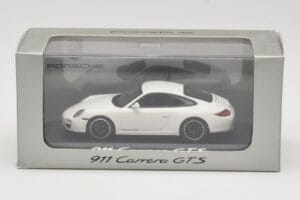 Porsche 911 997.2 Carrera GTS White Minichamps 1:43 WAP0200200B Diecast — photo 4 of 4