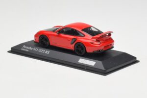 Porsche 911 997.2 GT2 RS Red with Black Wheels Minichamps 1:43 400069407 Diecast — photo 3 of 4