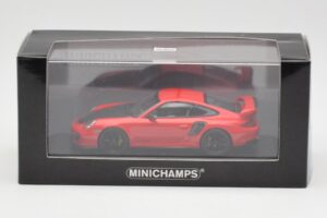 Porsche 911 997.2 GT2 RS Red with Black Wheels Minichamps 1:43 400069407 Diecast — photo 4 of 4