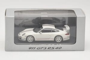 Porsche 911 997.2 GT3 RS 4.0 White Minichamps 1:43 WAP0200010C Diecast — photo 4 of 4