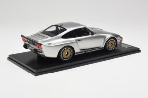Porsche 911 930 Almeras Biturbo 3.3 Silver Kess 1:18 KE18005B Resin — photo 2 of 6