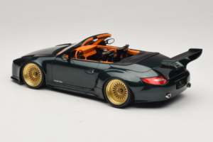 Porsche 911 992 Cabriolet Old & New Tokyo Auto Salon GT Spirit 1:18 GT548 Resin — photo 5 of 6
