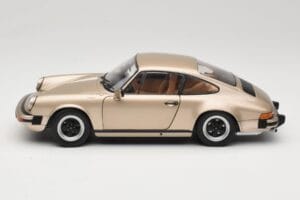 Porsche 911 Carrera 3.2 Bronze Solido 1:18 S1802602 Diecast — photo 4 of 8
