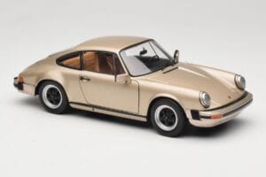 Porsche 911 Carrera 3.2 Bronze Solido 1:18 S1802602 Diecast — photo 6 of 8