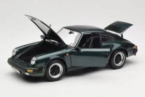 Porsche 911 Carrera Green Metallic Minichamps 1:18 100063022 Diecast — photo 2 of 8