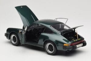 Porsche 911 Carrera Green Metallic Minichamps 1:18 100063022 Diecast — photo 5 of 8