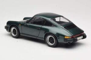 Porsche 911 Carrera Green Metallic Minichamps 1:18 100063022 Diecast — photo 7 of 8