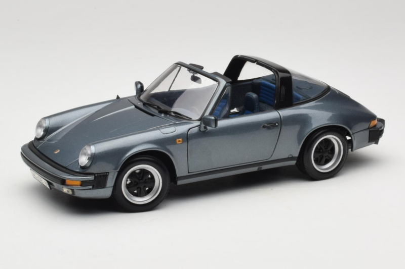 Porsche 911 SC Silver Minichamps 1:18 100063060 Diecast
