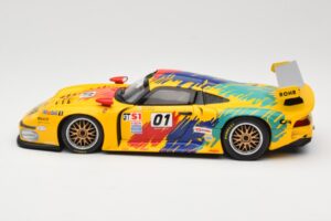 Porsche 911 GT1 #1 D. Rohr / R. Pilgrim / A. McNish 1997 UT Models 1:18 39724 Diecast — photo 4 of 8