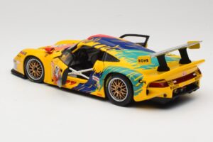 Porsche 911 GT1 #1 D. Rohr / R. Pilgrim / A. McNish 1997 UT Models 1:18 39724 Diecast — photo 5 of 8