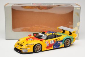 Porsche 911 GT1 #1 D. Rohr / R. Pilgrim / A. McNish 1997 UT Models 1:18 39724 Diecast — photo 8 of 8