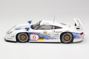 Porsche 911 GT1 #6 T. Boutsen / H-J. Stuck 1997 UT Models 1:18 39720 Diecast — photo 4 of 8