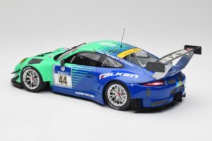 Porsche 911 GT3 R #44 Falken Motorsport W. Henzler / P. Dumbreck NBR 2016 Minichamps 1:18 155166044 Diecast — photo 5 of 6