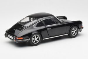 Porsche 911 S Black Schuco 1:18 450047200 Diecast — photo 3 of 8