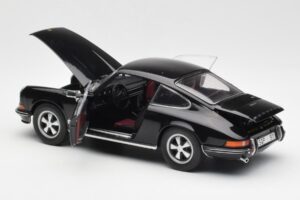 Porsche 911 S Black Schuco 1:18 450047200 Diecast — photo 5 of 8