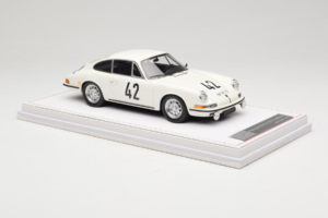 Porsche 911 S #42 R. Buchet / H. Linge Auguste Veuillet 24 Hours of Le Mans Class Winner 1967 IVY 1:18 REMC006 Resin — photo 4 of 6