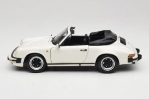 Porsche 911 SC Cabriolet White Minichamps 1:18 100063031 Diecast — photo 4 of 8
