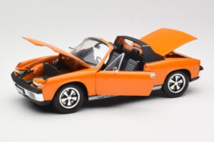 Porsche 914/6 Orange Revell 1:18 08864 Diecast — photo 2 of 8