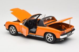 Porsche 914/6 Orange Revell 1:18 08864 Diecast — photo 5 of 8