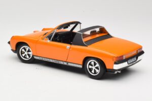 Porsche 914/6 Orange Revell 1:18 08864 Diecast — photo 7 of 8