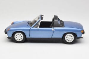 Porsche 914 Blue Revell 1:18 08975 Diecast — photo 4 of 8
