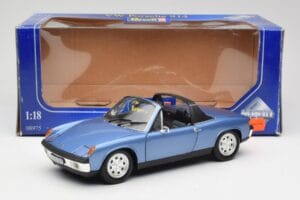 Porsche 914 Blue Revell 1:18 08975 Diecast — photo 8 of 8