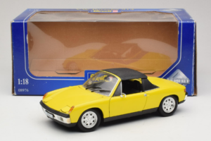 Porsche 914 Yellow Revell 1:18 8976 Diecast — photo 8 of 8