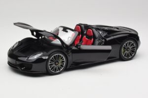 Porsche 918 Spyder Basalt Black Metallic Minichamps 1:18 110062431 Diecast — photo 2 of 8