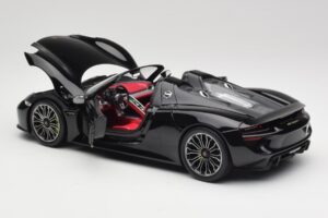 Porsche 918 Spyder Basalt Black Metallic Minichamps 1:18 110062431 Diecast — photo 5 of 8