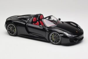 Porsche 918 Spyder Basalt Black Metallic Minichamps 1:18 110062431 Diecast — photo 6 of 8