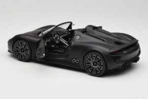 Porsche 918 Spyder Matte Black Minichamps 1:18 110060031 Diecast — photo 5 of 8