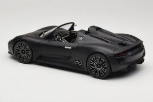Porsche 918 Spyder Matte Black Minichamps 1:18 110060031 Diecast — photo 7 of 8