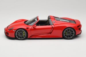 Porsche 918 Spyder Red Minichamps 1:18 110062435 Diecast — photo 4 of 8