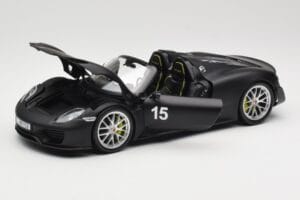 Porsche 918 Spyder Weissach Package Matt Black Minichamps 1:18 110062444 Diecast — photo 2 of 8