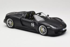 Porsche 918 Spyder Weissach Package Matt Black Minichamps 1:18 110062444 Diecast — photo 6 of 8