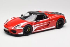 Porsche 918 Spyder Weissach Package Red & White Stripes Minichamps 1:18 110062442 Diecast — photo 3 of 9