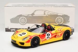 Porsche 918 Spyder Weissach Package Yellow With Stripes Minichamps 1:18 110062446 Diecast — photo 8 of 8