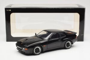 Porsche 924 Carrera GT Black AUTOart 1:18 78001 Diecast — photo 8 of 8