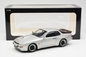 Porsche 924 Carrera GT Diamond Silver AUTOart 1:18 78002 Diecast — photo 8 of 8