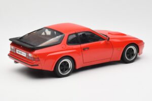 Porsche 924 Carrera GT Guards Red AUTOart 1:18 78003 Diecast — photo 3 of 8