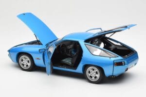Porsche 928 Blue AUTOart 1:18 77901 Diecast — photo 5 of 8