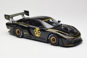 Porsche 935/19 Black with Gold Stripes Minichamps 1:18 155067568 Diecast — photo 4 of 6