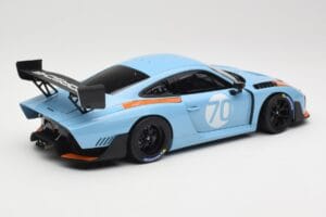 Porsche 935/19 Grello 77 Motorsport Gulf Minichamps 1:18 155067570 Diecast — photo 3 of 6