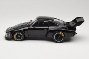 Porsche 935 Turbo Group 5 1976 Exoto 1:18 18101 Diecast — photo 4 of 8