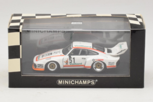 Porsche 935 Vaillant #51 B. Wollek Zolder 1977 Minichamps 1:43 400776351 Diecast — photo 4 of 4