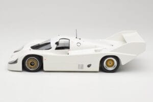 Porsche 956K Plain Body 1982 Minichamps 1:18 155826600 Diecast — photo 3 of 6