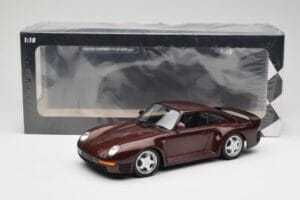 Porsche 959 Dark Red Metallic Minichamps 1:18 155066204 Diecast — photo 6 of 6