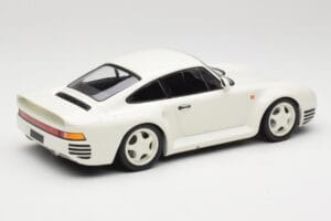 Porsche 959 Grand Prix White Minichamps 1:18 155066202 Diecast — photo 2 of 6