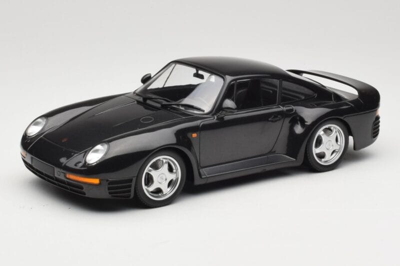 Porsche 959 Grey Metallic Minichamps 1:18 155066205 Diecast