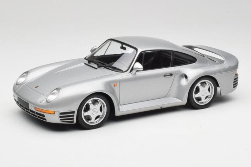 Porsche 959 Silver Metallic Minichamps 1:18 155066201 Diecast